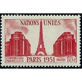 France num Yvert 911 ** MNH Tour Eiffel Année 1951