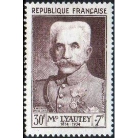 France num Yvert 950 ** MNH Lyautey Année 1953