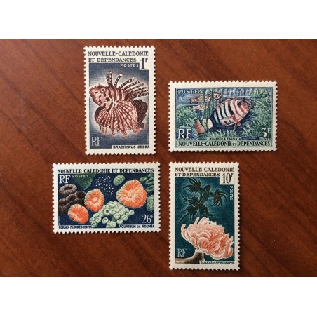 NOUVELLE CALEDONIE Num 291-294 ** MNH ANNEE 1959 serie poisson coraux