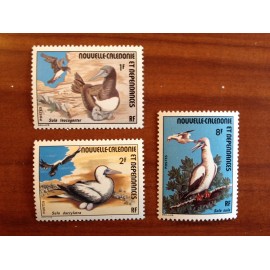 NOUVELLE CALEDONIE Num 398-400 ** MNH ANNEE 1976 Birds Oiseau