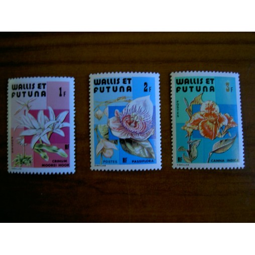Wallis et Futuna 282-284 ** luxe sans charnière Fleurs 1982