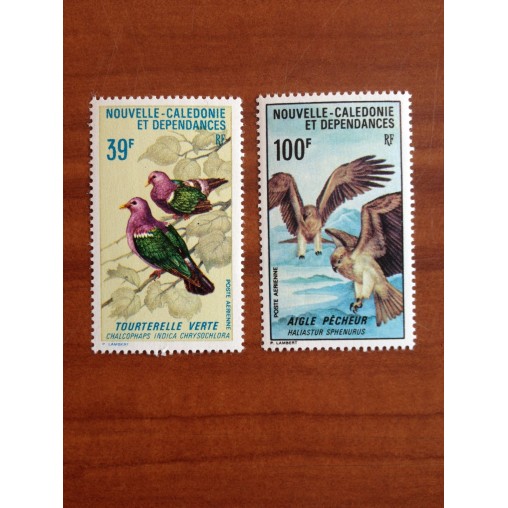 NOUVELLE CALEDONIE PA Num 110-111 ** MNH ANNEE 1970 Oiseau Bird aigle