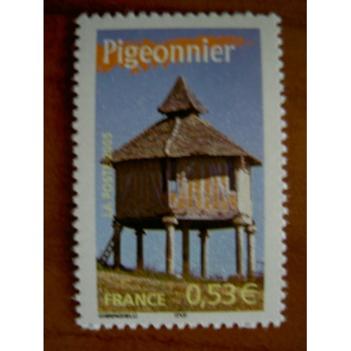 France 3816 ** Pigeonnier Pigeon  en 2005