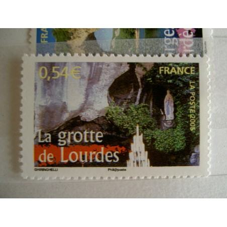 France 3950 ** Grotte de Lourdes  en 2006