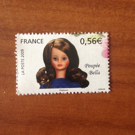 France 4397 ** Poupées  en 2009