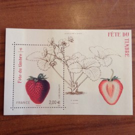 France F4535 ** Fete du timbre Fraise  en 2011