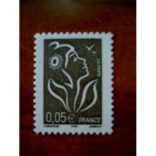 France 3754 ** Marianne de Lamouche  en 2005