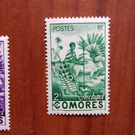 Comores 4 ** MNH Femme indigène en 1950
