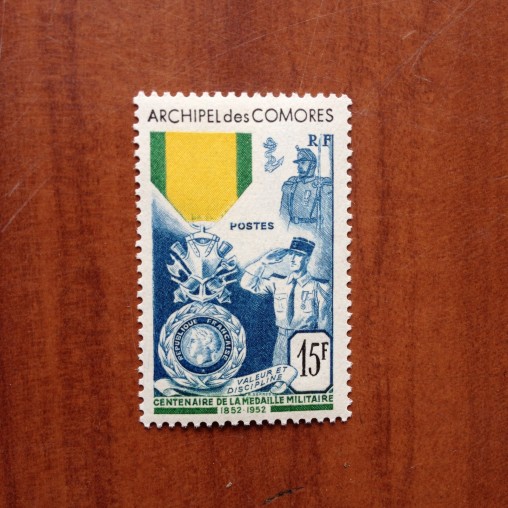 Comores 12 ** MNH Medaille militaire en 1952