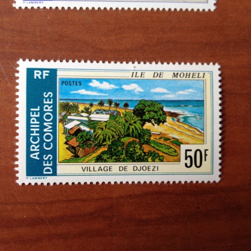 Comores 102 ** MNH Djoezi en 1975