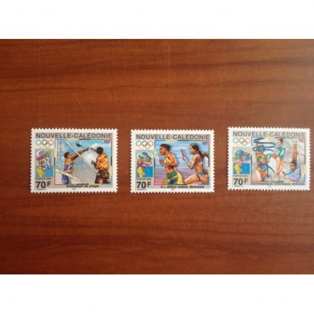 NOUVELLE CALEDONIE Num 929-931 ** MNH ANNEE 2004 Jo Athenes volley