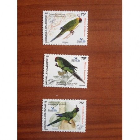 NOUVELLE CALEDONIE Num 948-950 ** MNH ANNEE 2005 Faune Oiseau Bird Perruche