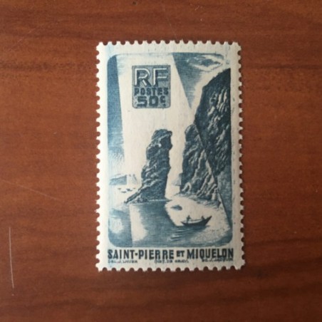 Saint Pierre et Miquelon 328 * MH  année 1947