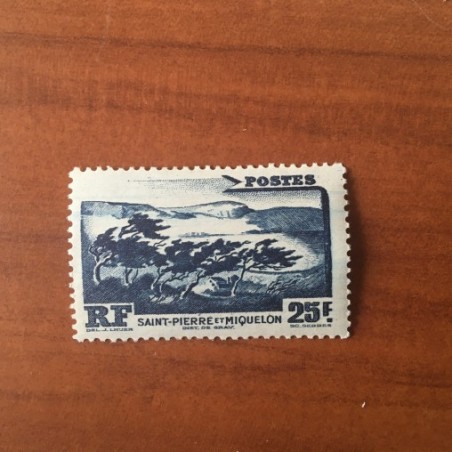 Saint Pierre et Miquelon 343 * MH  année 1947