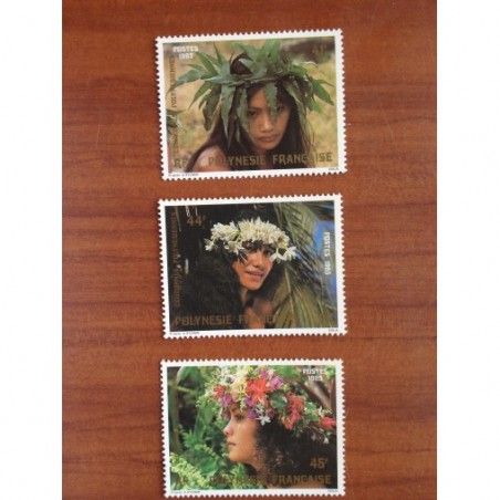 POLYNESIE NUM 205-207 ** MNH Folklore Femme ANNEE 1983