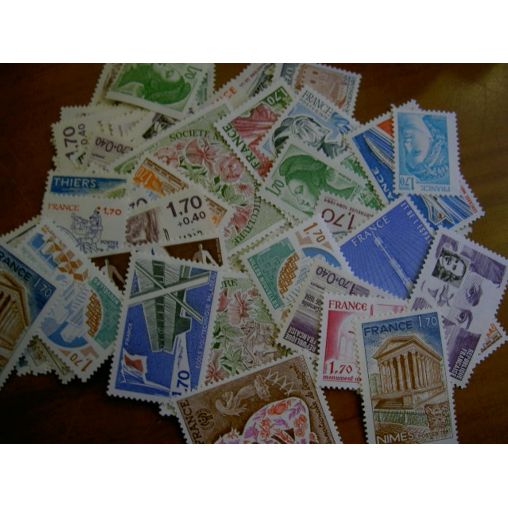 Sous Faciale	100 timbres à 	1,70	francs	soit	 25,92 euro