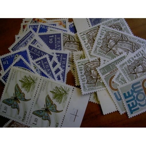 Sous Faciale	100 timbres à 	1,10	francs	soit	 16,77 euro