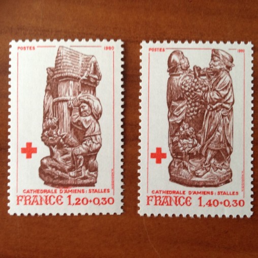 France Yvert Num 2116-2117 ** Croix Rouge  1980