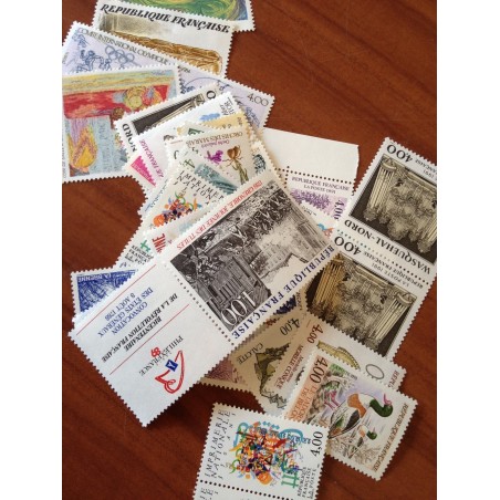 Sous Faciale	100 timbres à 	4,00	francs	soit	 60,98 euro